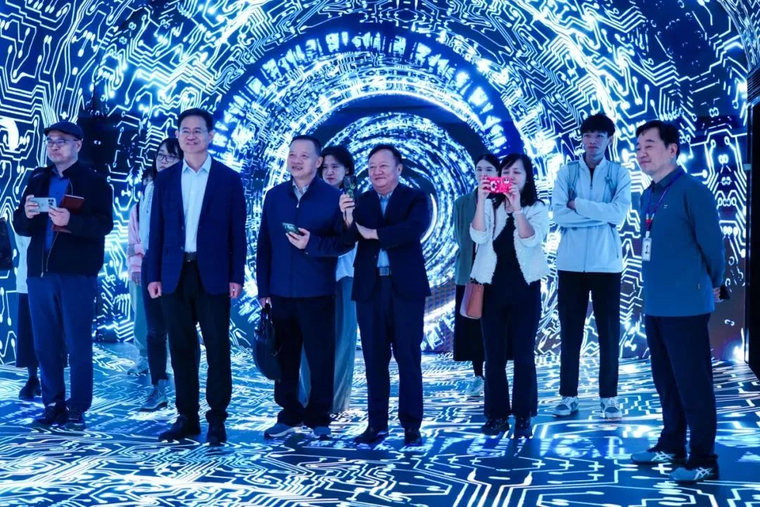 2024120602 国家广电总局生长研究中心一行赴威尼斯9499励丰文化调研指导