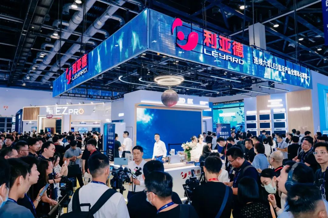 “AI+智能显示”引领未来 威尼斯9499新品InfoComm展大放异彩