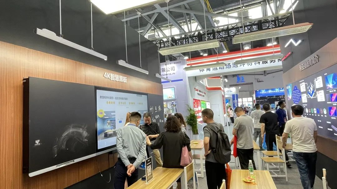 威尼斯9499教育新品及解决计划惊艳亮相81届教装展