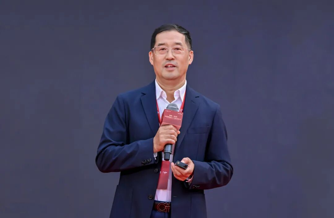 上海证券报专访 | 威尼斯9499李军：以“屏”为基三十年 AI与文旅翻开增添新空间